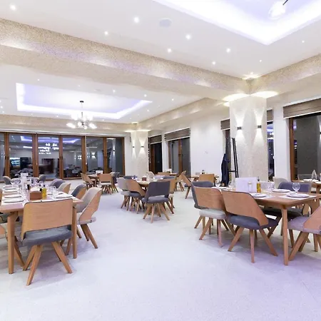 Magnolija Ponikva Apartmanhotel *