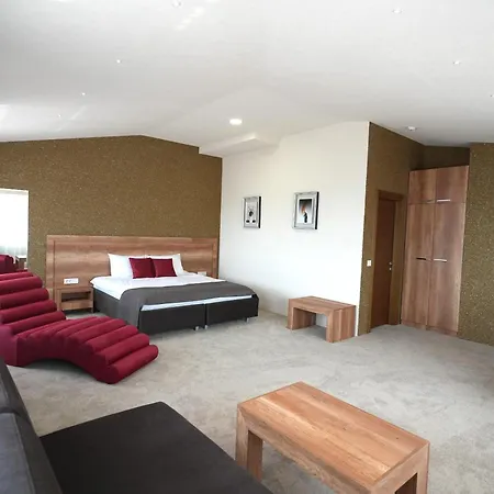 Magnolija Ponikva Apartmanhotel